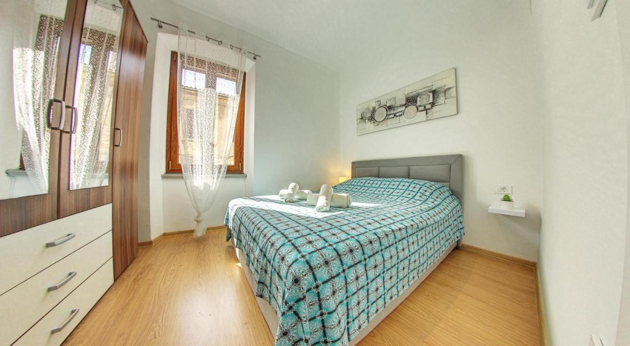 Caligula City Center Apartment Pula Luaran gambar