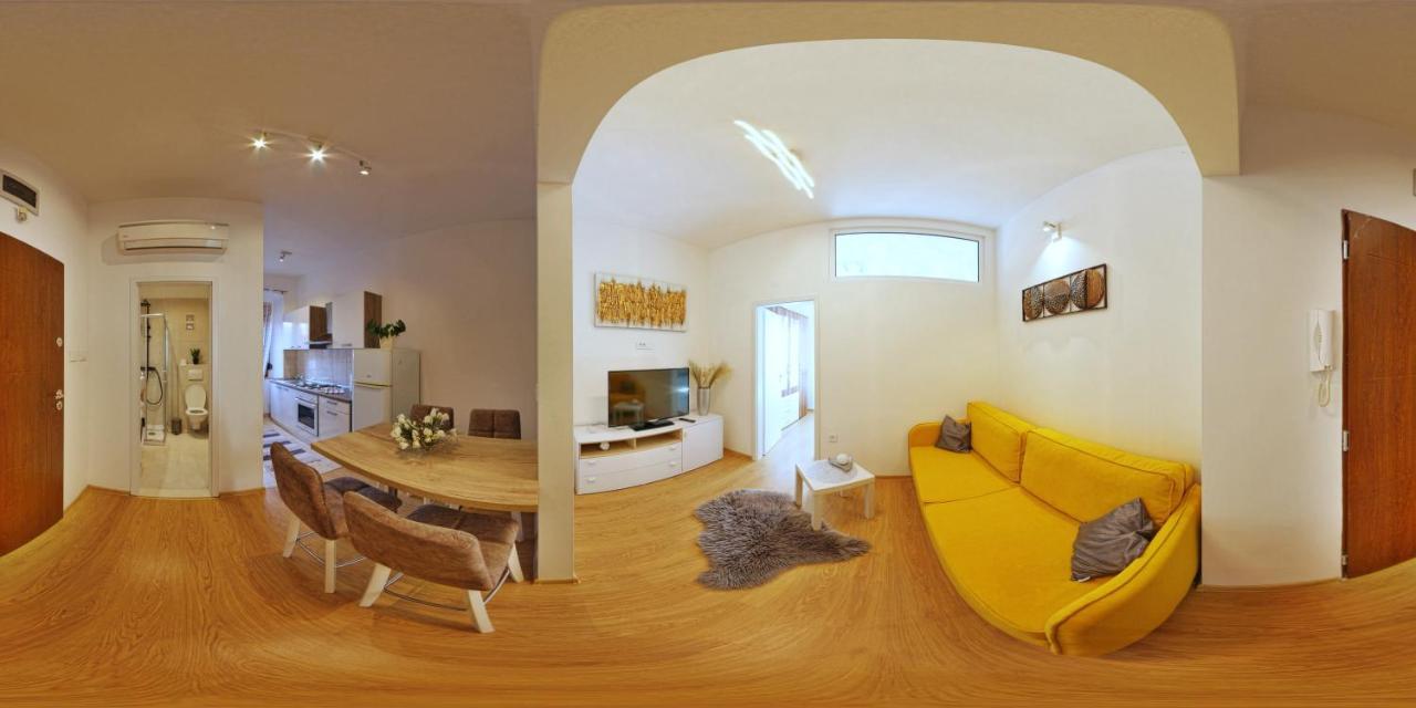 Caligula City Center Apartment Pula Luaran gambar