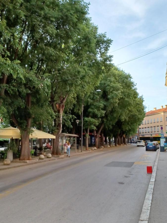 Caligula City Center Apartment Pula Luaran gambar
